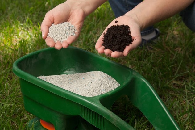 6 روش مصرف کود در خاک